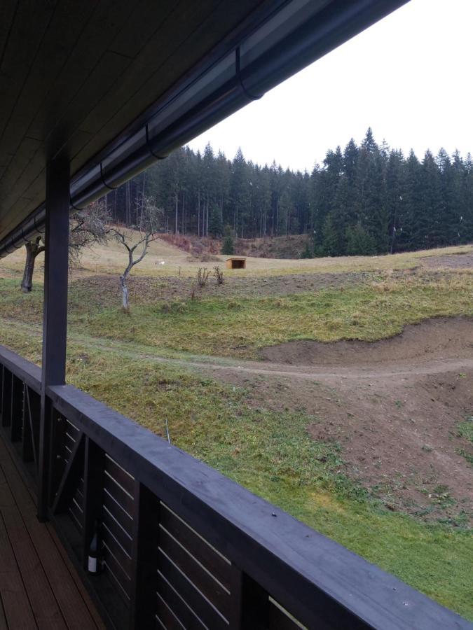 Polansky Dvur Apartamento Velké Karlovice Exterior foto
