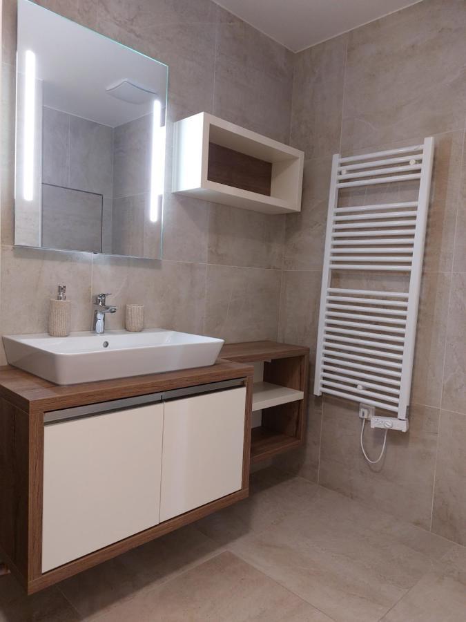 Polansky Dvur Apartamento Velké Karlovice Exterior foto