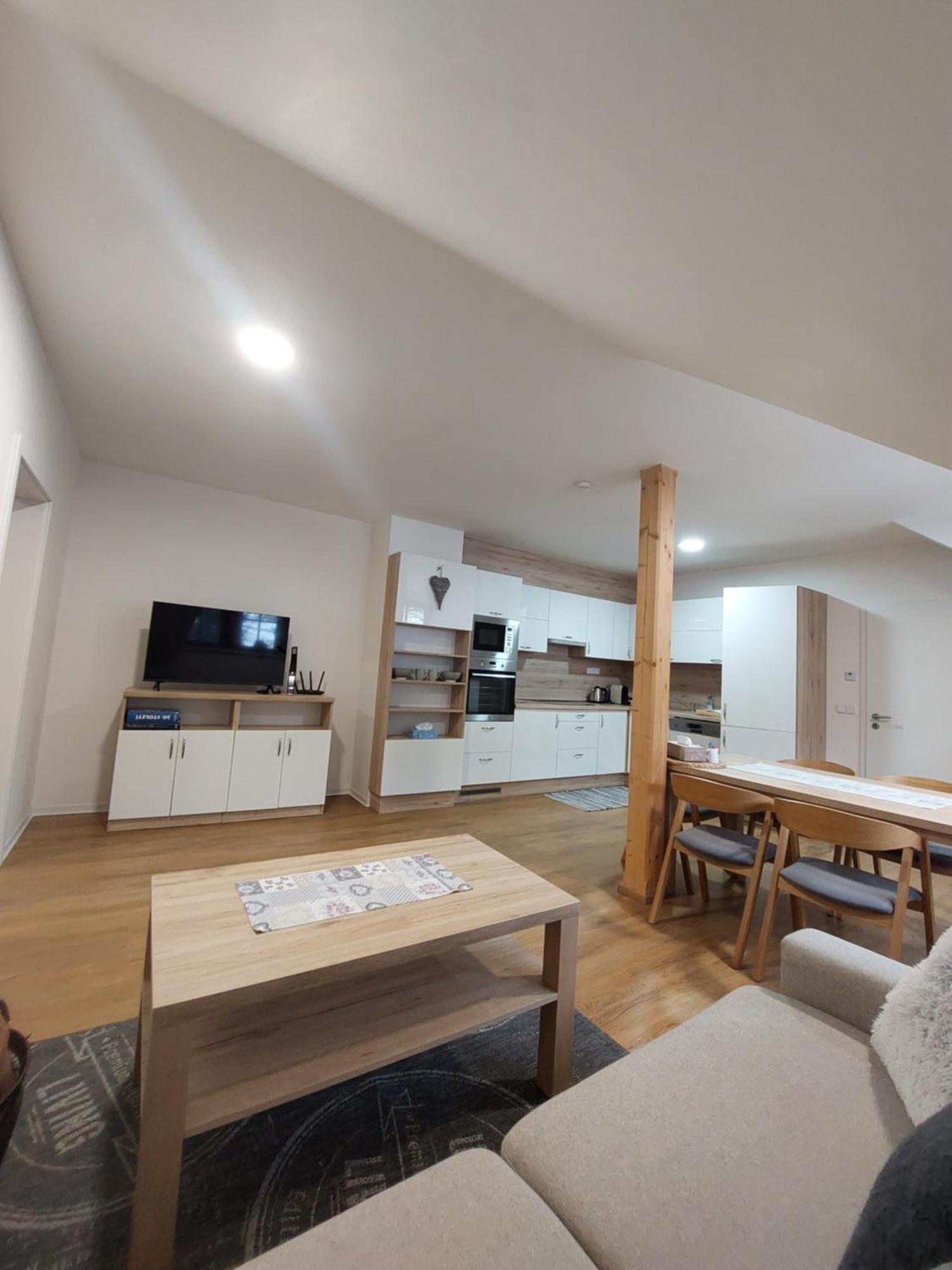 Polansky Dvur Apartamento Velké Karlovice Exterior foto